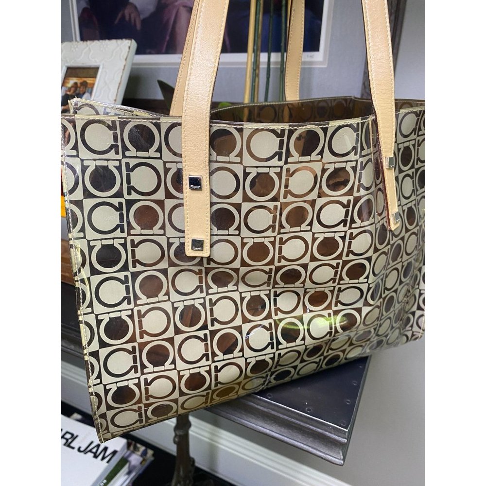 (Sold) Ferragamo PVC Plastic Logo Beach Tote Bag - Picture 2 of 12